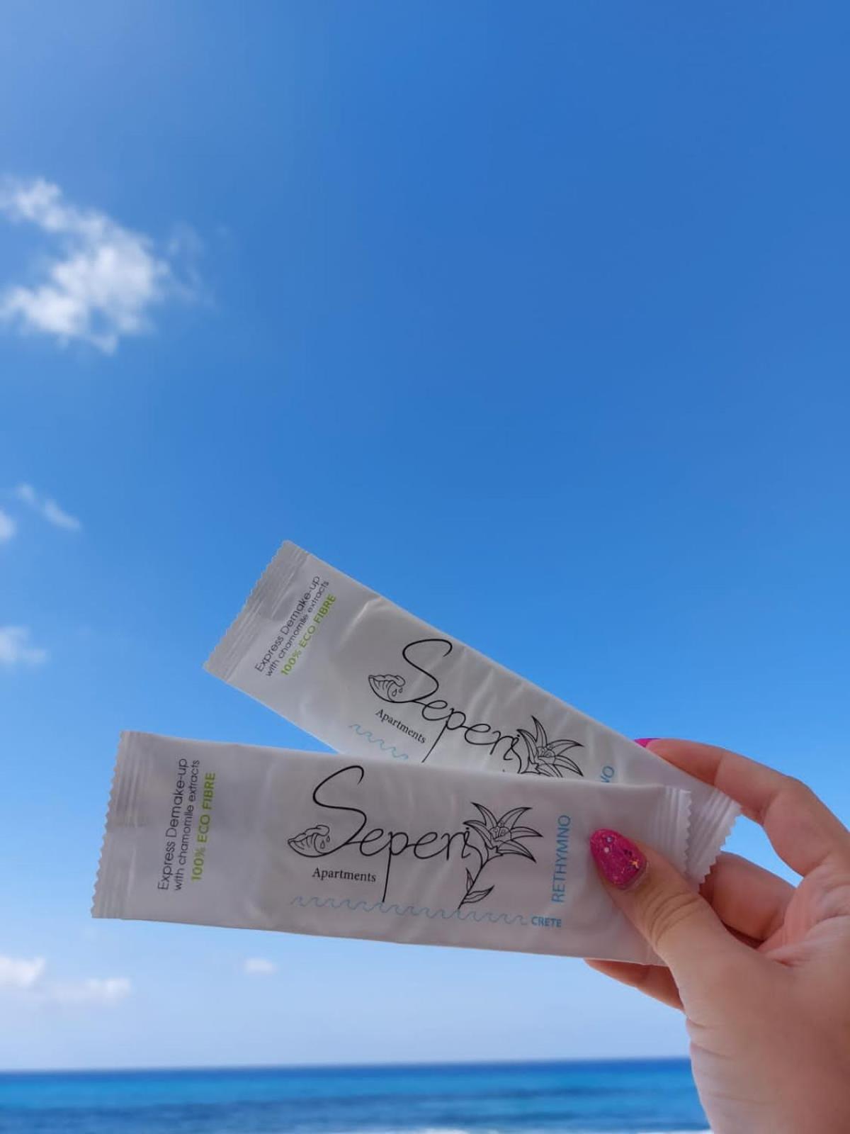 罗希姆诺Seperi Sea & Sun公寓 外观 照片