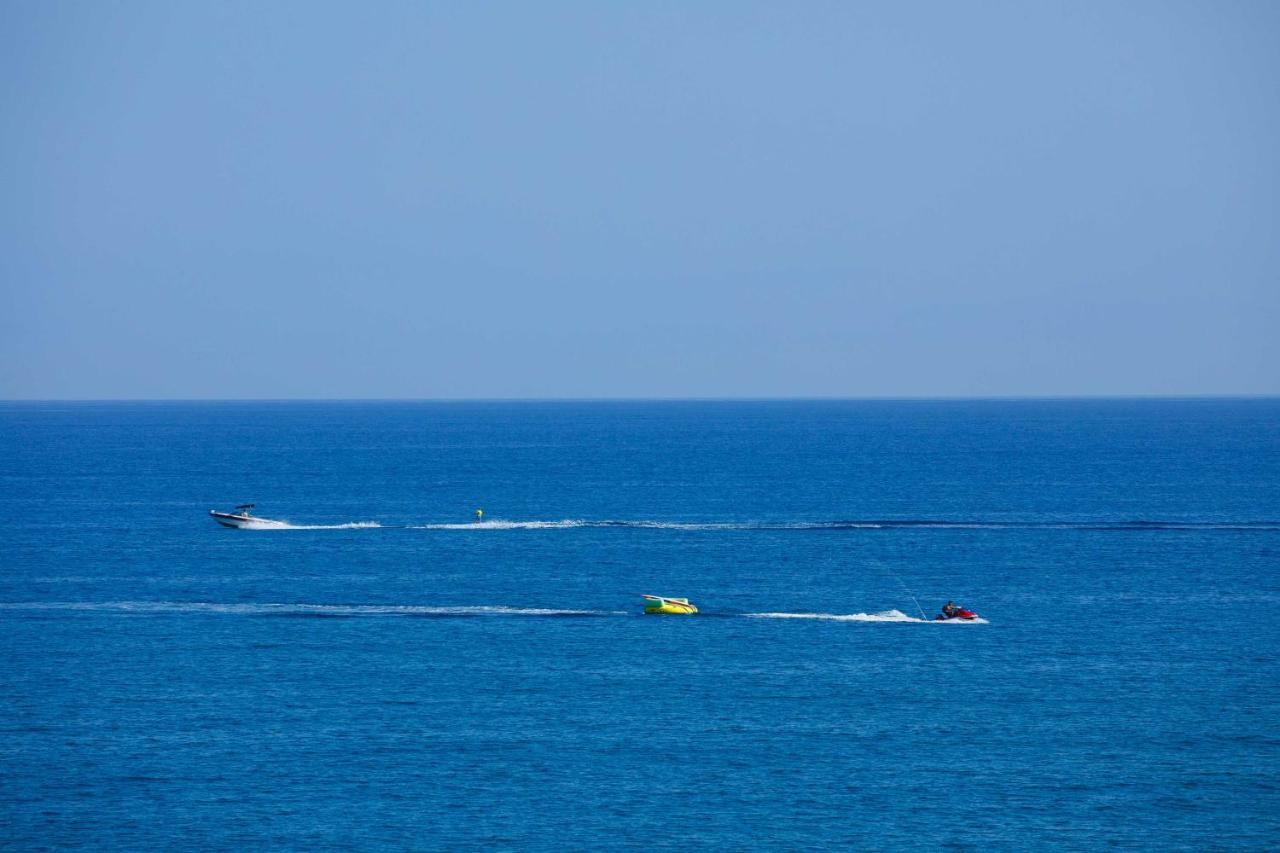 罗希姆诺Seperi Sea & Sun公寓 外观 照片
